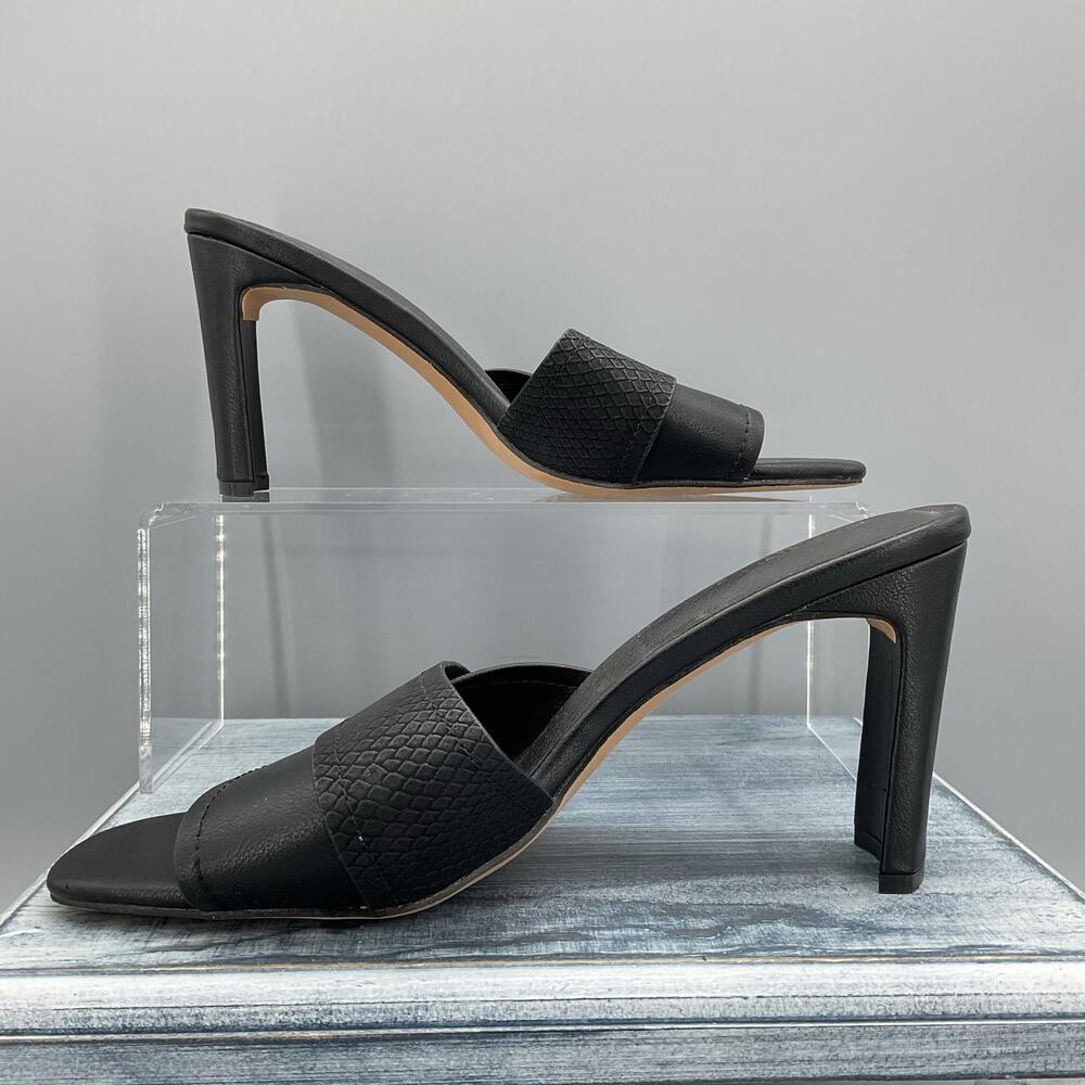 NEW Gabrielle Union Women’s Seline Block Sandals Black Size 8.5